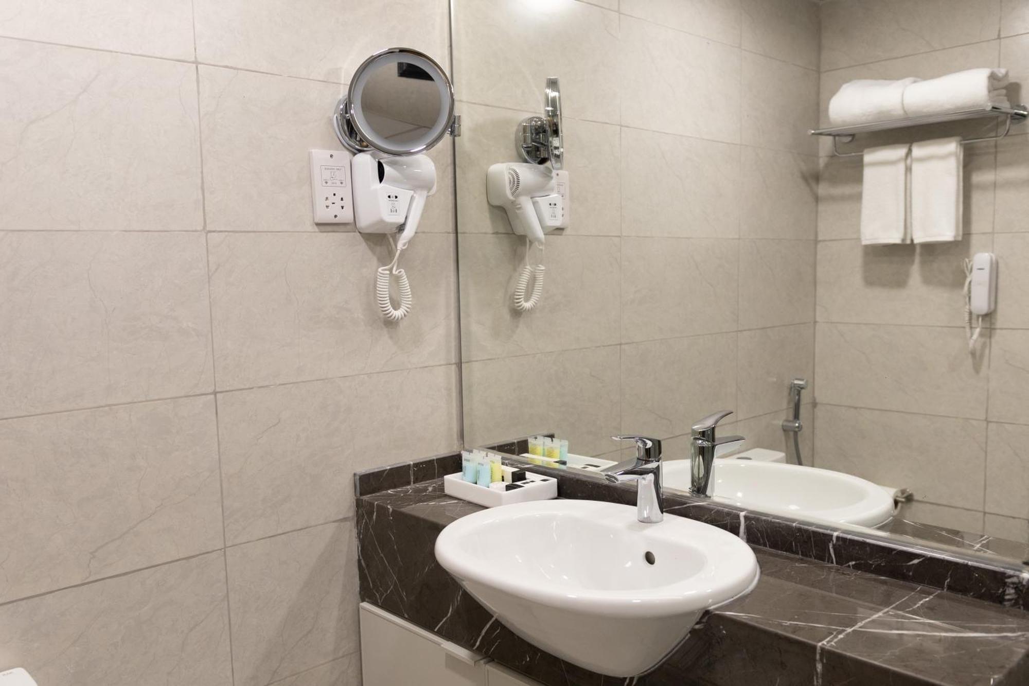 Vendome Plaza Hotel Ντουμπάι Εξωτερικό φωτογραφία